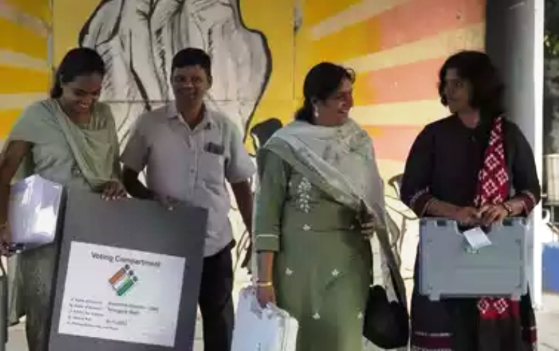 तेलंगाना में विधानसभा चुनाव के लिए मतदान शुरु।